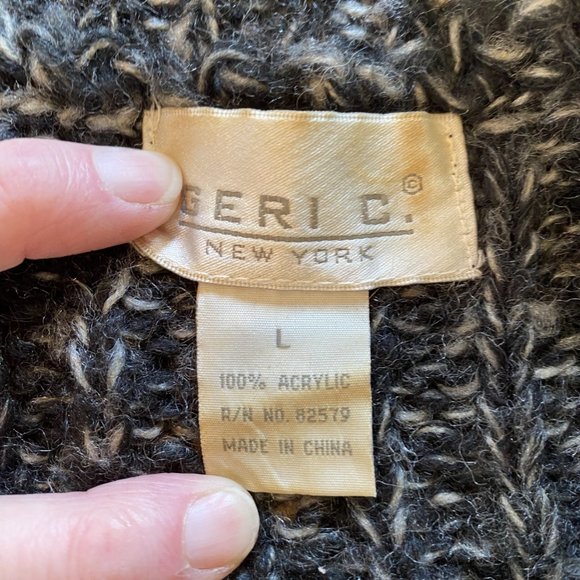 GERI C -- Mini Sweater Dress, Long Sweater, Gray Cable-Knit, Elbow Length Sleeve - Picture 12 of 13